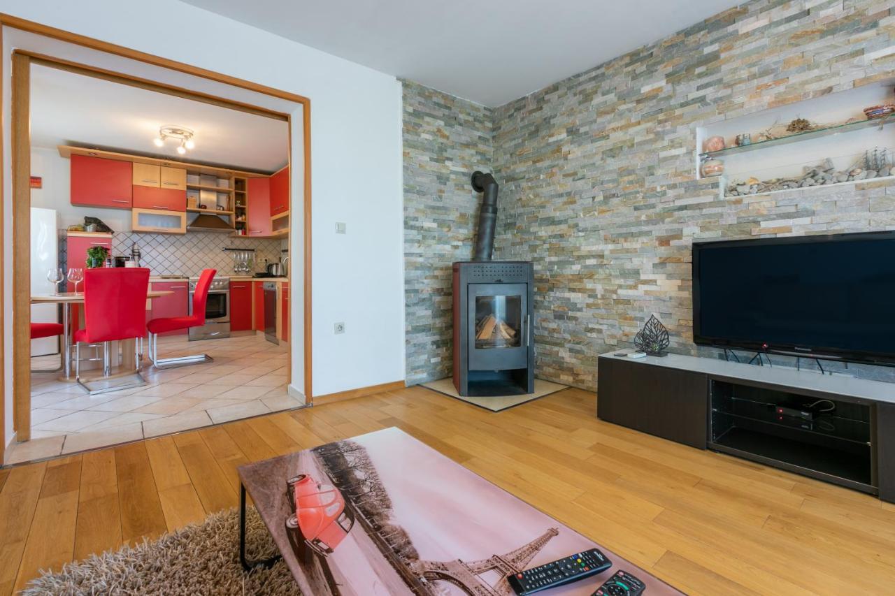 Apartments Kira تْسْغيكفانِتْسا المظهر الخارجي الصورة