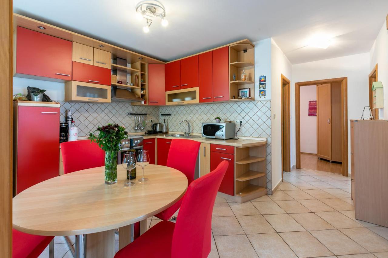 Apartments Kira تْسْغيكفانِتْسا المظهر الخارجي الصورة
