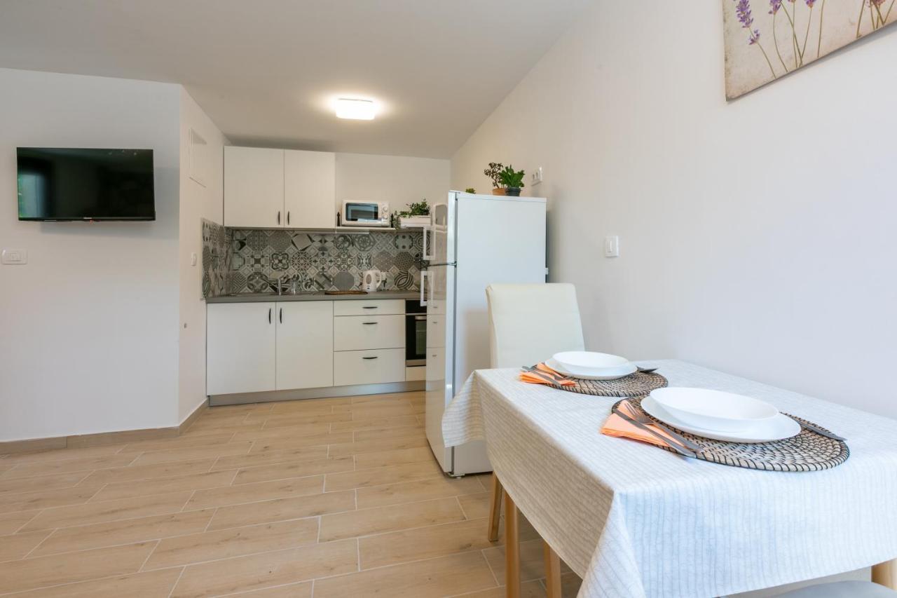 Apartments Kira تْسْغيكفانِتْسا المظهر الخارجي الصورة