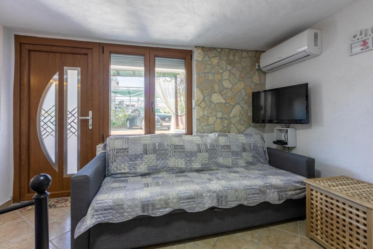 Apartments Kira تْسْغيكفانِتْسا المظهر الخارجي الصورة