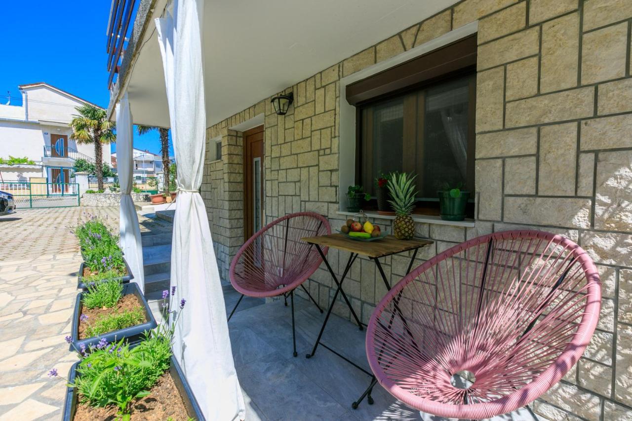Apartments Kira تْسْغيكفانِتْسا المظهر الخارجي الصورة