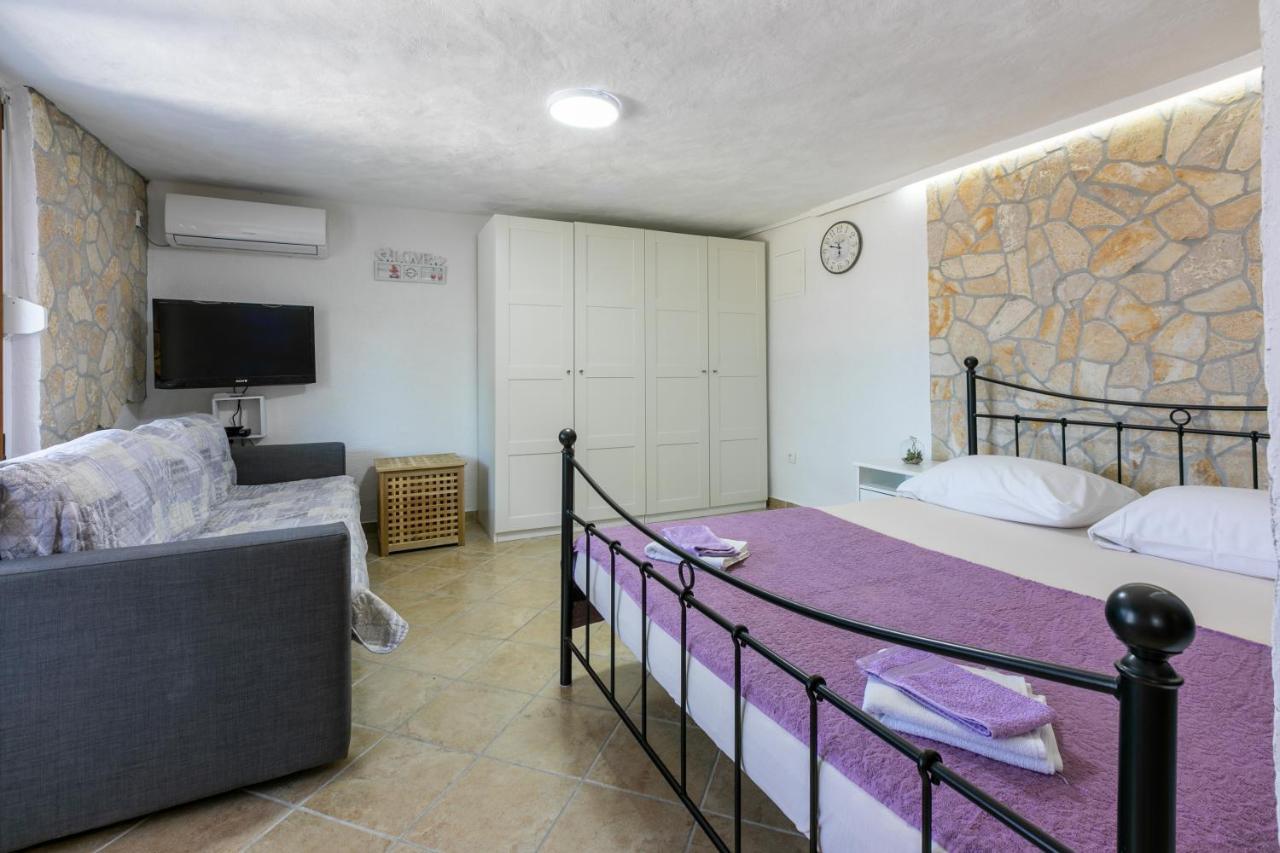 Apartments Kira تْسْغيكفانِتْسا المظهر الخارجي الصورة