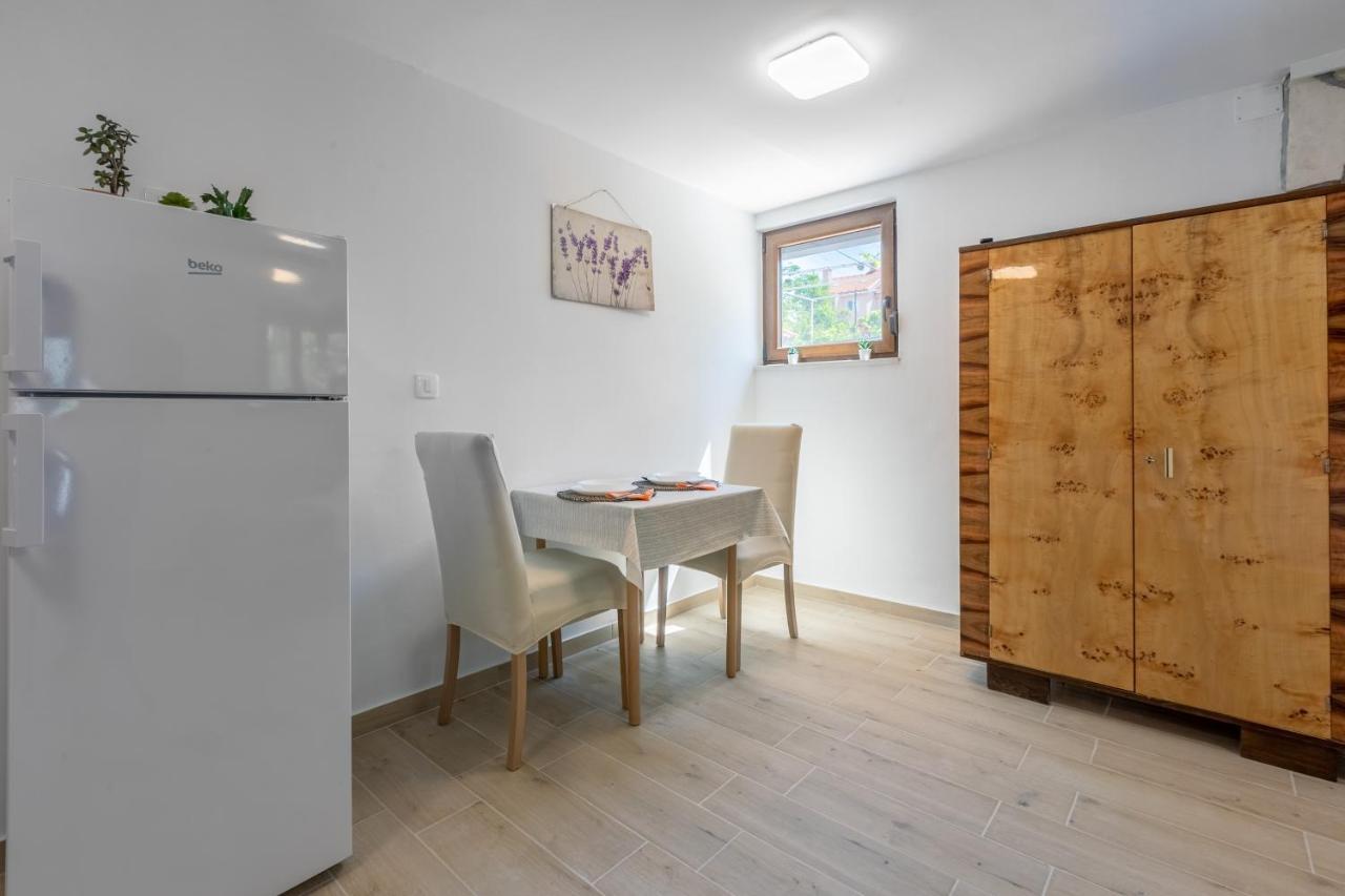 Apartments Kira تْسْغيكفانِتْسا المظهر الخارجي الصورة